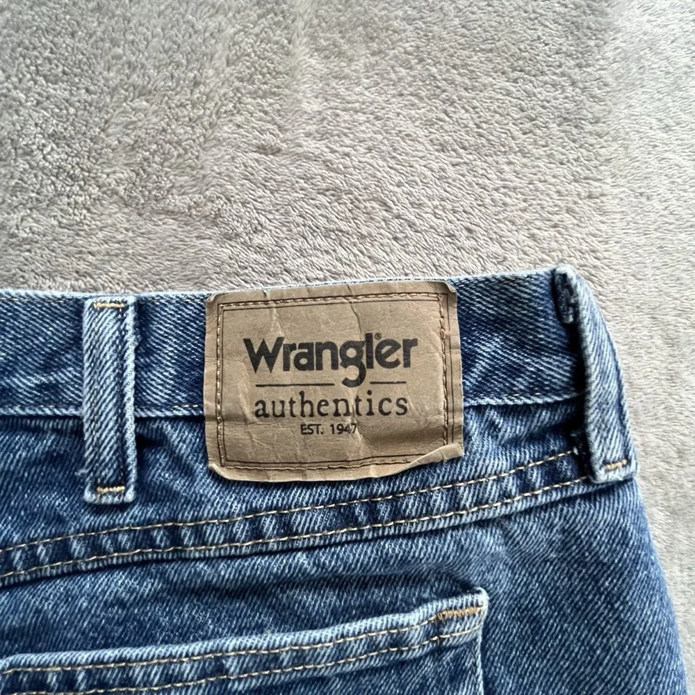 WRANGLER Authentics 42x30 Denim Blue Jeans Dark Rinse ZM200SD Wash